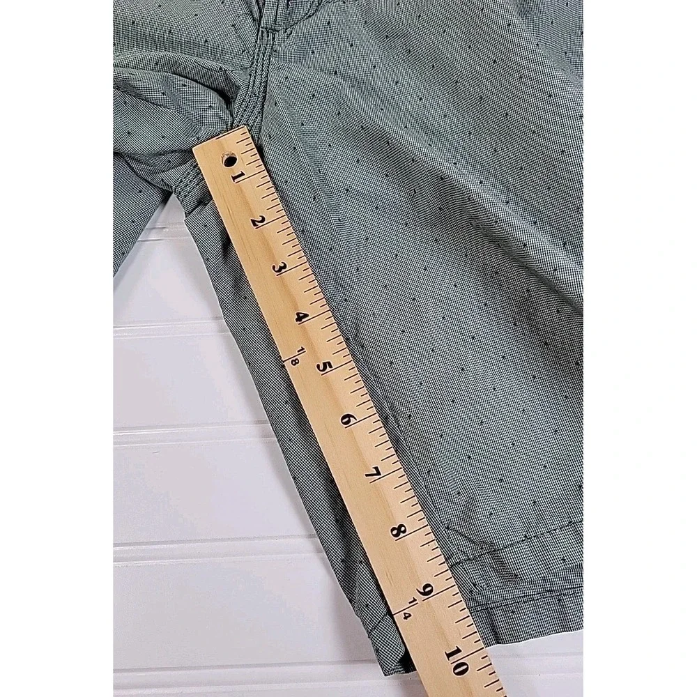 Banana Republic Aiden Shorts Adult 33 Green Chino Preppy Casual‎ Travel DOTS